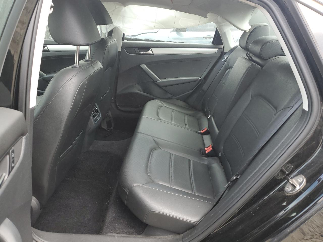 2013 Volkswagen Passat Se VIN: 1VWBP7A3XDC139365 Lot: 65152354