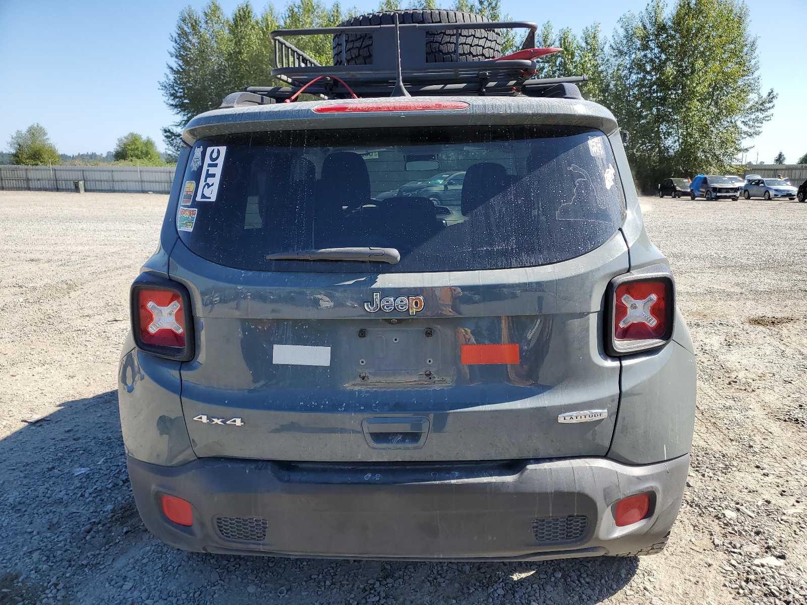 ZACCJBBB3JPH64893 2018 Jeep Renegade Latitude
