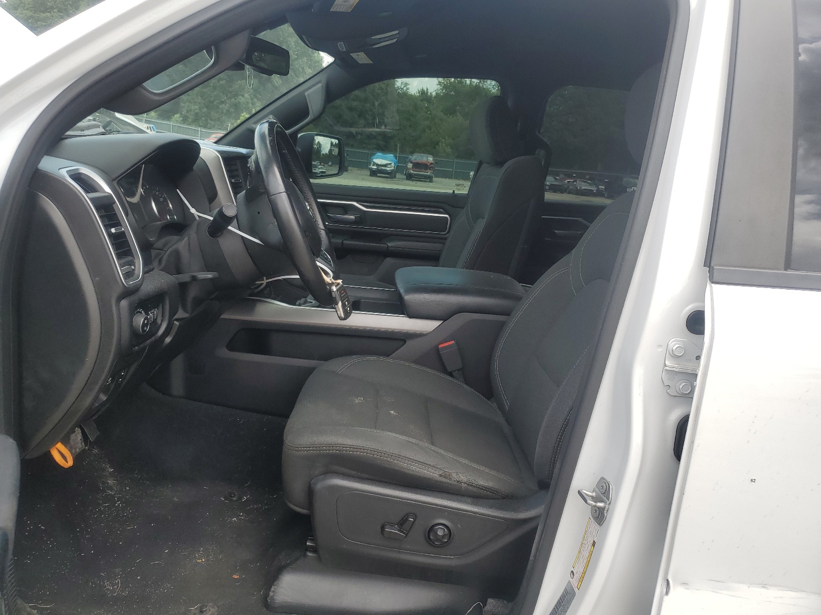 1C6SRFBT0KN608560 2019 Ram 1500 Big Horn/Lone Star