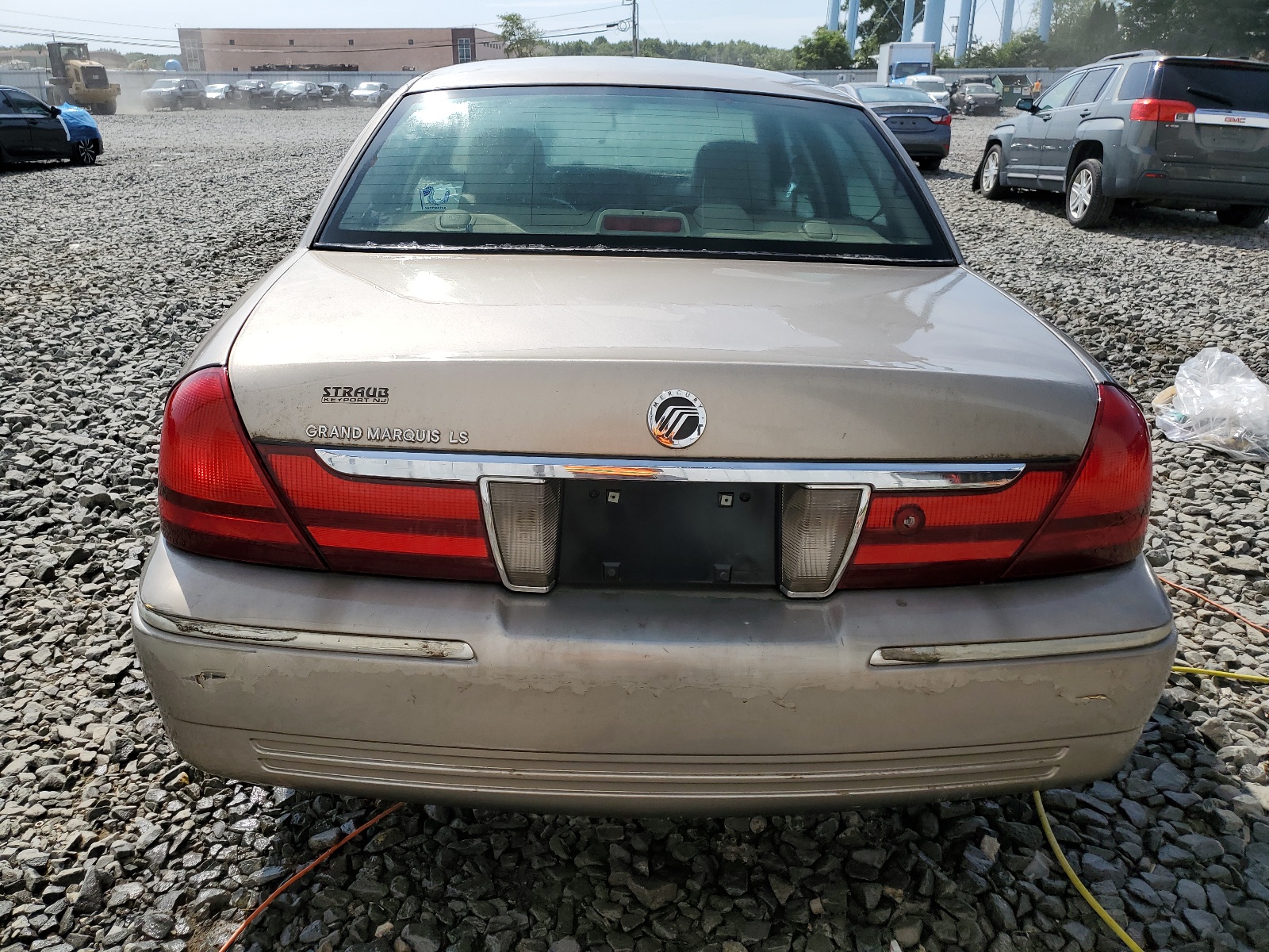 2MEHM75W84X606486 2004 Mercury Grand Marquis Ls