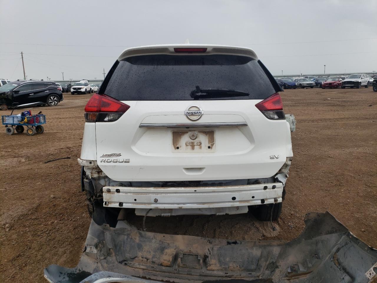 2017 Nissan Rogue S VIN: KNMAT2MT7HP548673 Lot: 61644684
