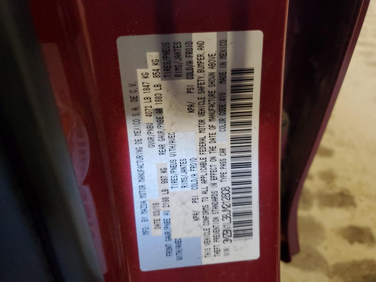 2018 Mazda 3 Touring VIN: 3MZBN1L38JM212808 Lot: 61630124