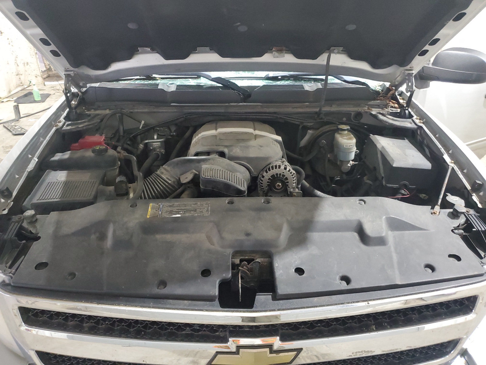 1GCNKSE04BZ241398 2011 Chevrolet Silverado K1500 Lt