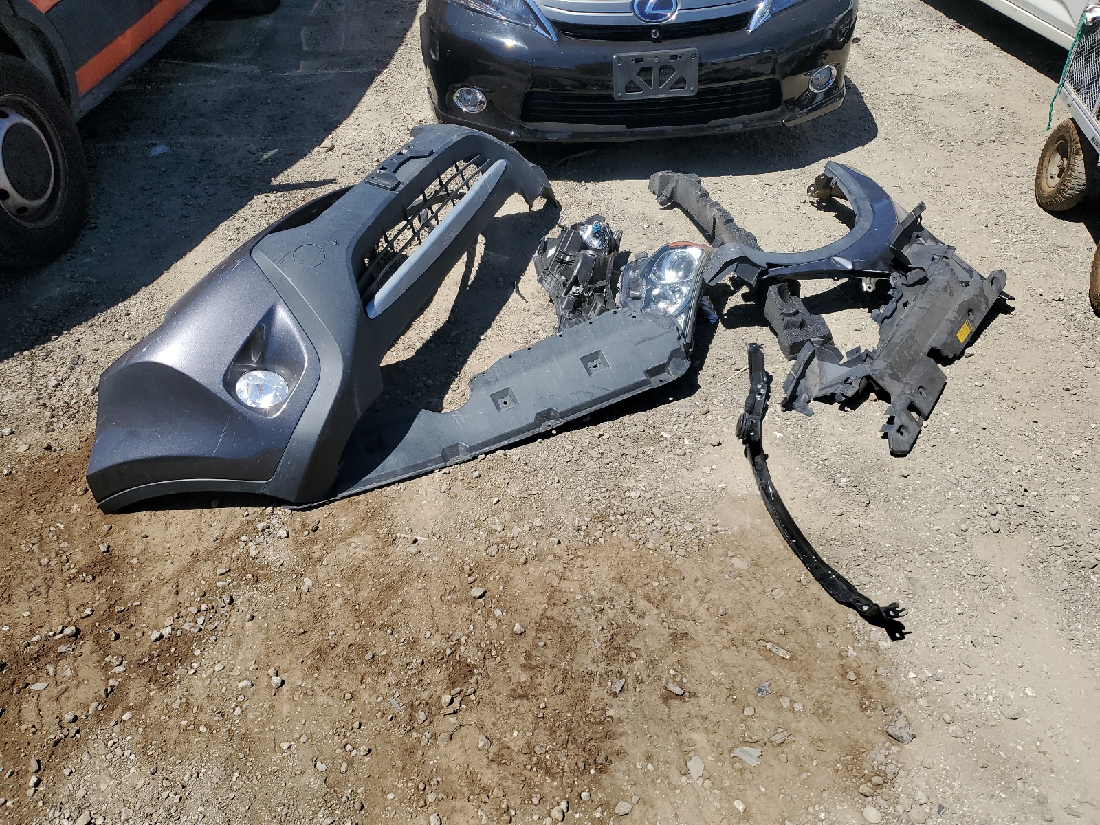 2T3WFREV4FW229626 2015 Toyota Rav4 Xle