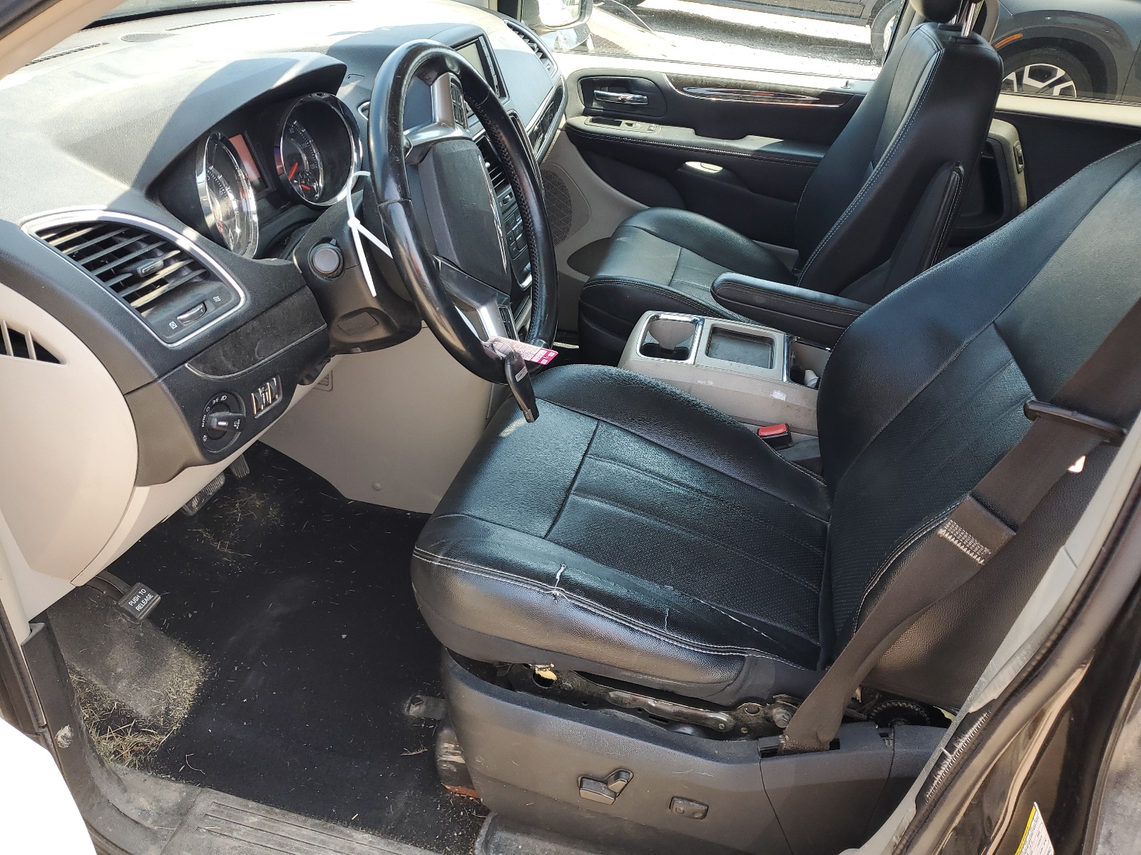 2C4RC1BG4CR383627 2012 Chrysler Town & Country Touring