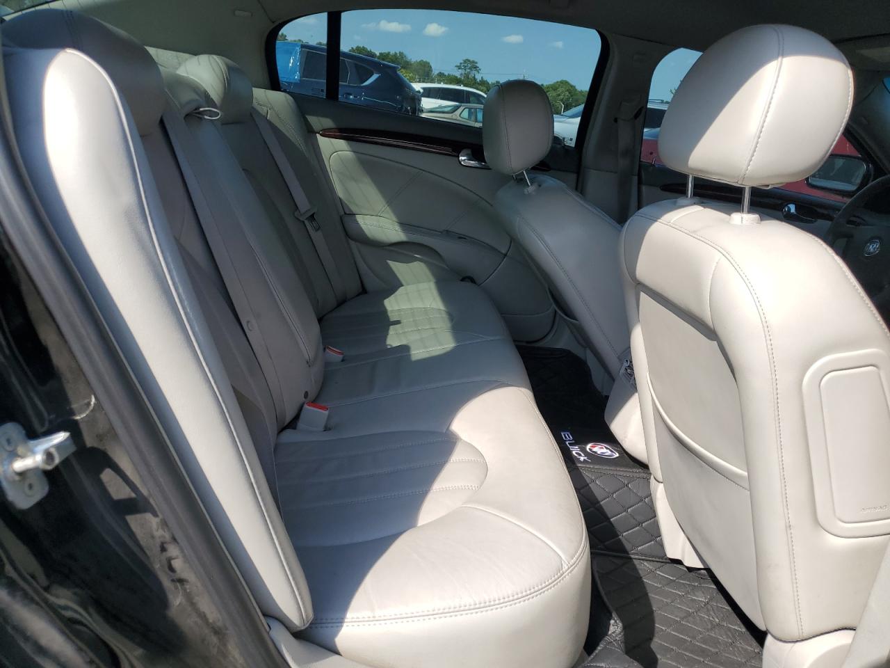 2008 Buick Lucerne Cxl VIN: 1G4HD572X8U165291 Lot: 62584624