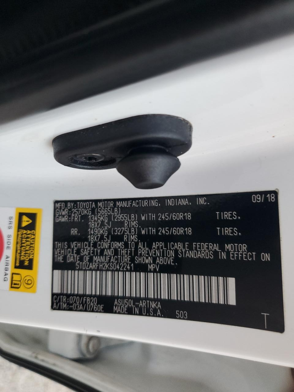 5TDZARFH2KS042241 2019 Toyota Highlander Le