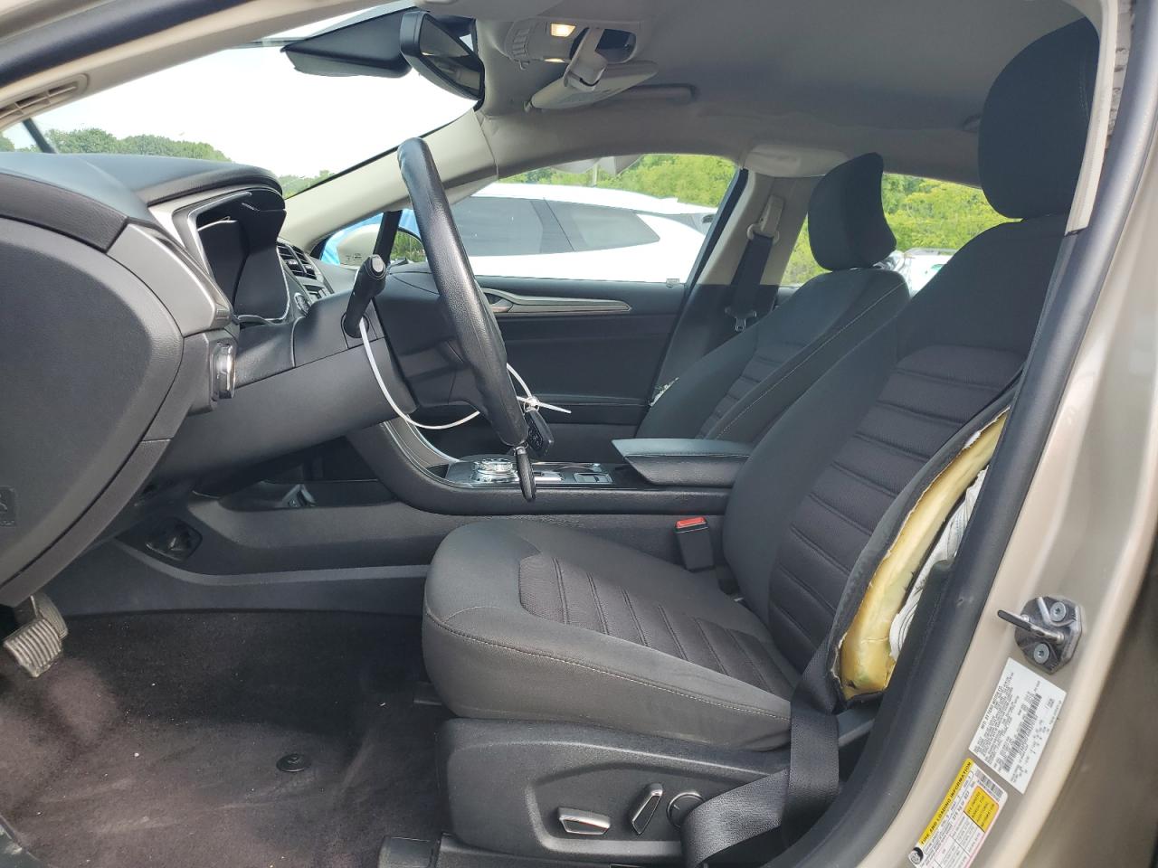 2017 Ford Fusion Se VIN: 3FA6P0H74HR370182 Lot: 64032164