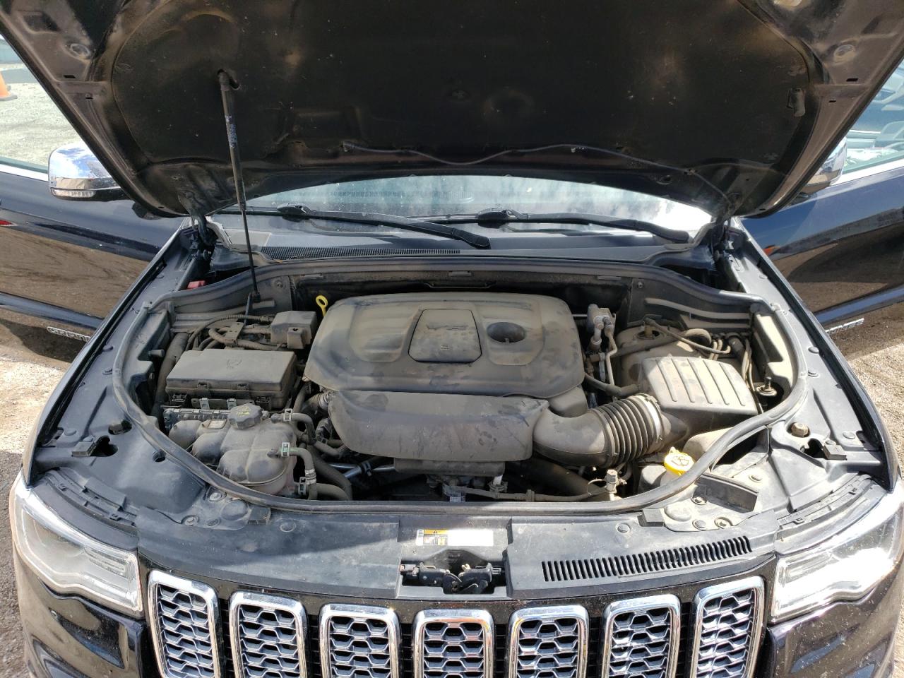 2020 Jeep Grand Cherokee Overland VIN: 1C4RJFCG5LC194818 Lot: 61219404