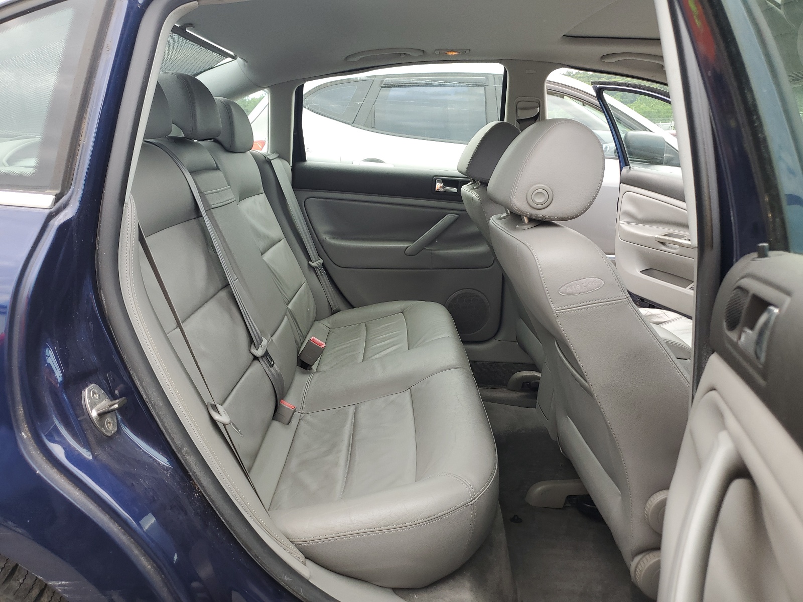 WVWPD63B03P298869 2003 Volkswagen Passat Gls