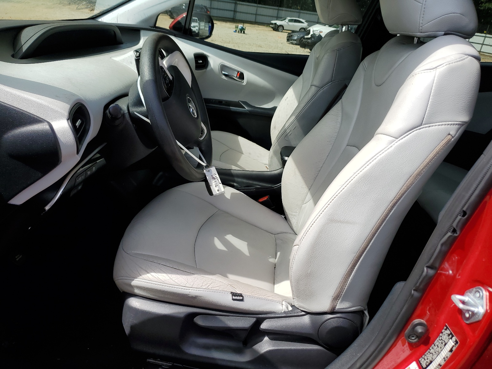 JTDKBRFU7J3074842 2018 Toyota Prius