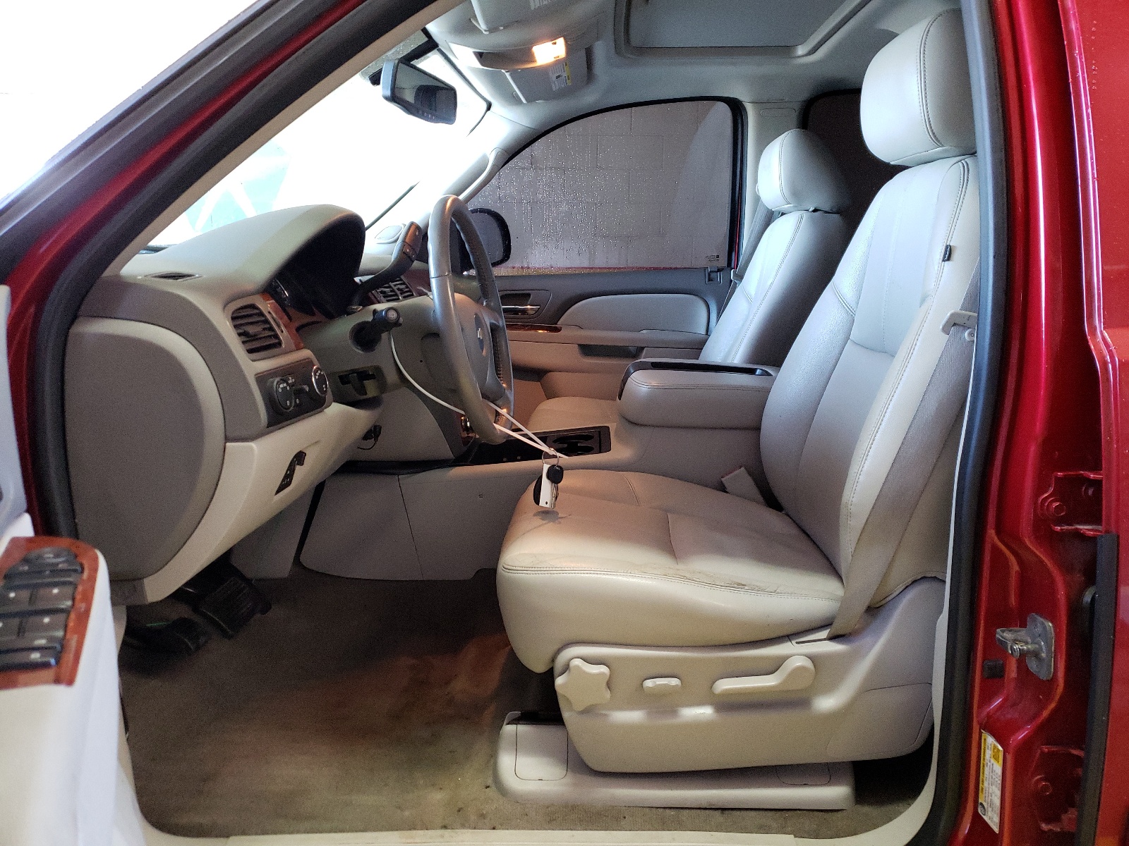 1GNSKBE07CR293992 2012 Chevrolet Tahoe K1500 Lt