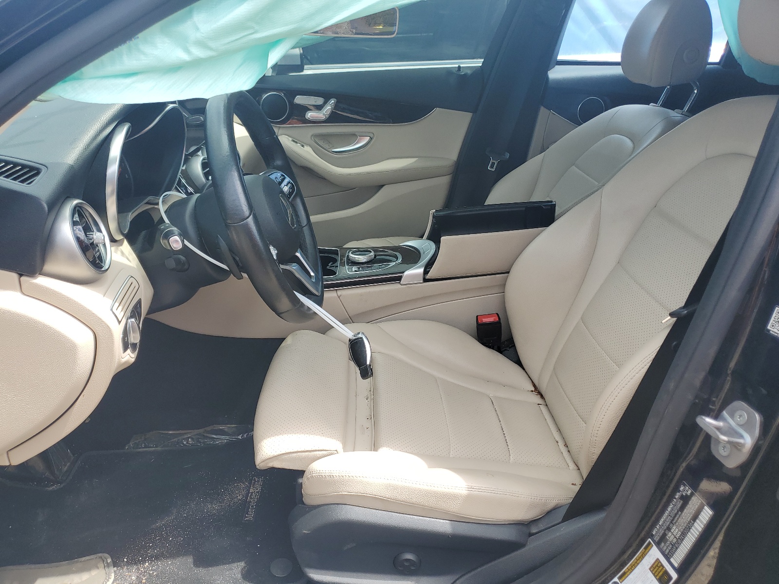 55SWF8DB7KU307364 2019 Mercedes-Benz C 300