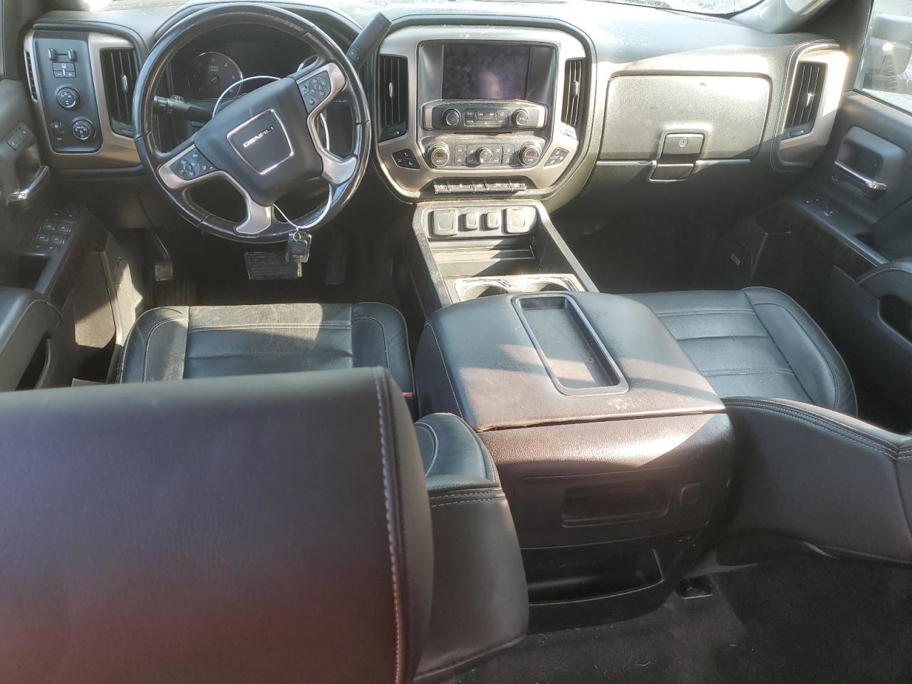 2015 GMC Sierra K2500 Denali VIN: 1GT120EG8FF615972 Lot: 63688844