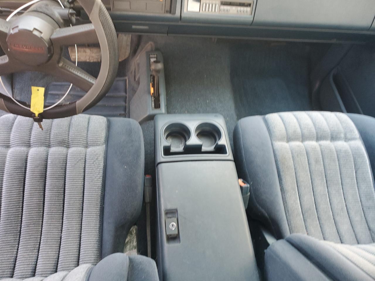 1994 Chevrolet Gmt-400 K3500 VIN: 1GCHK39F8RE170841 Lot: 63144414