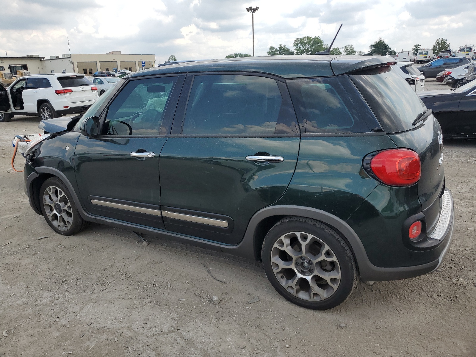 2016 Fiat 500L Trekking vin: ZFBCFADH4GZ038423