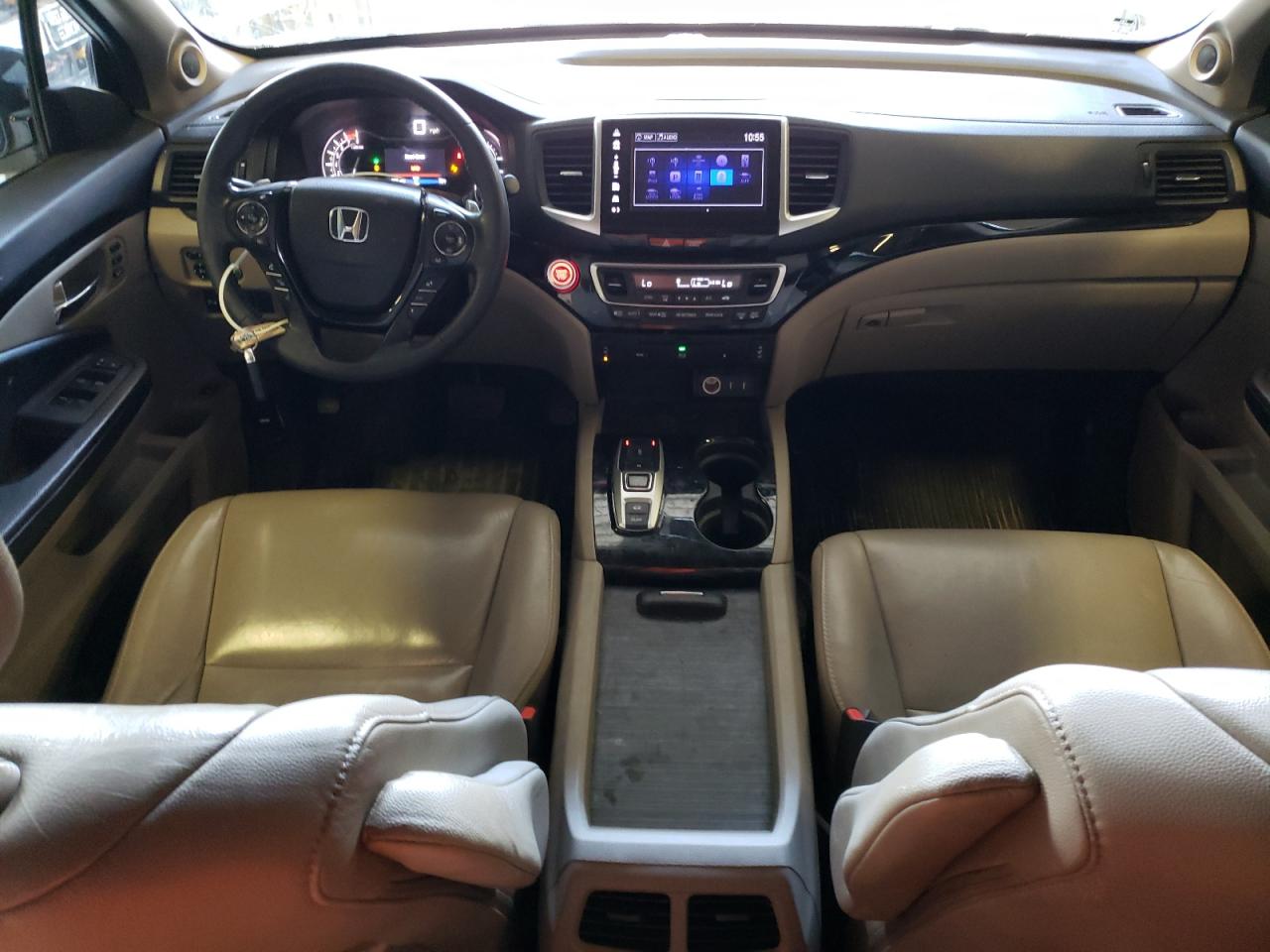 2018 Honda Pilot Touring VIN: 5FNYF6H95JB008847 Lot: 63706334