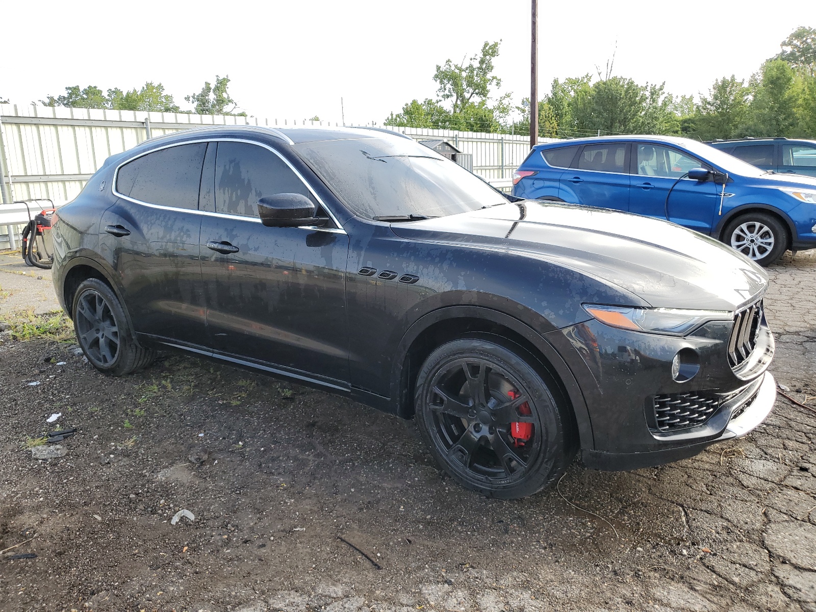 ZN661XUL4HX217962 2017 Maserati Levante Luxury