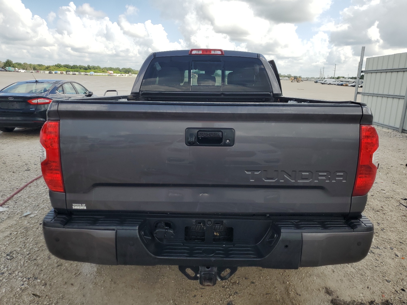 5TFSY5F14JX235511 2018 Toyota Tundra Double Cab Limited