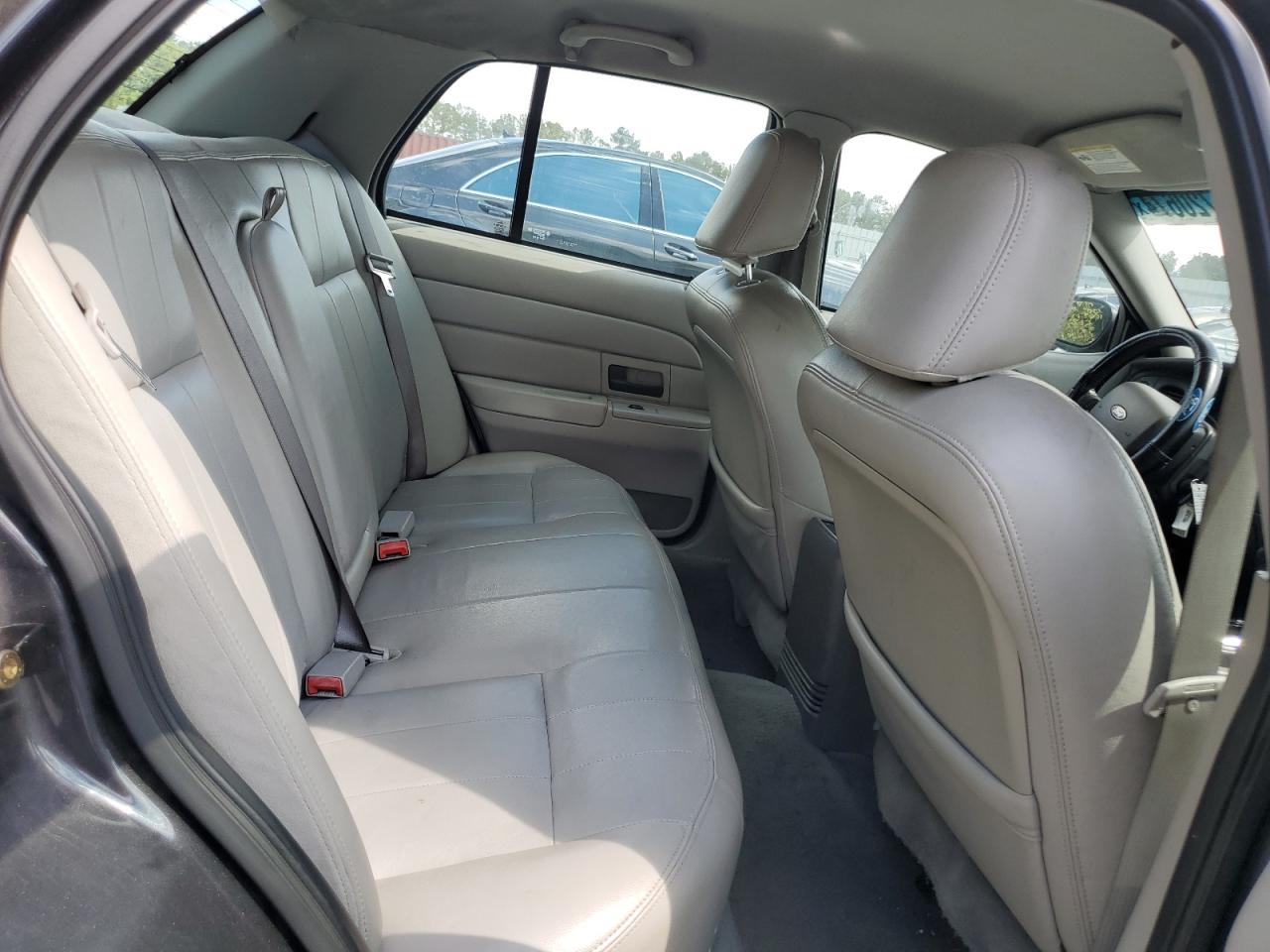 2005 Ford Crown Victoria Lx VIN: 2FAFP74W75X140624 Lot: 61720674