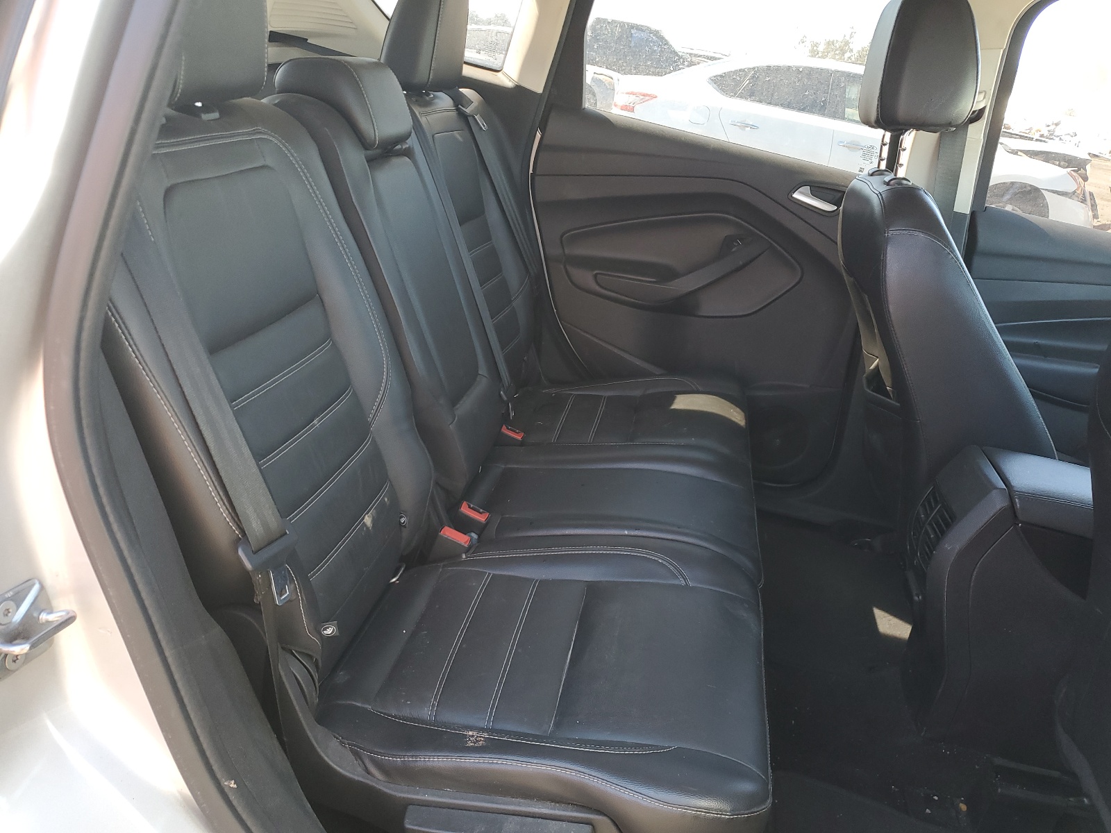 1FADP5FU8HL109777 2017 Ford C-Max Titanium