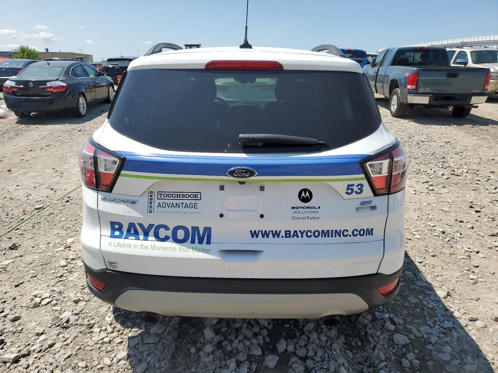 1FMCU9GD8JUB38048 2018 Ford Escape Se