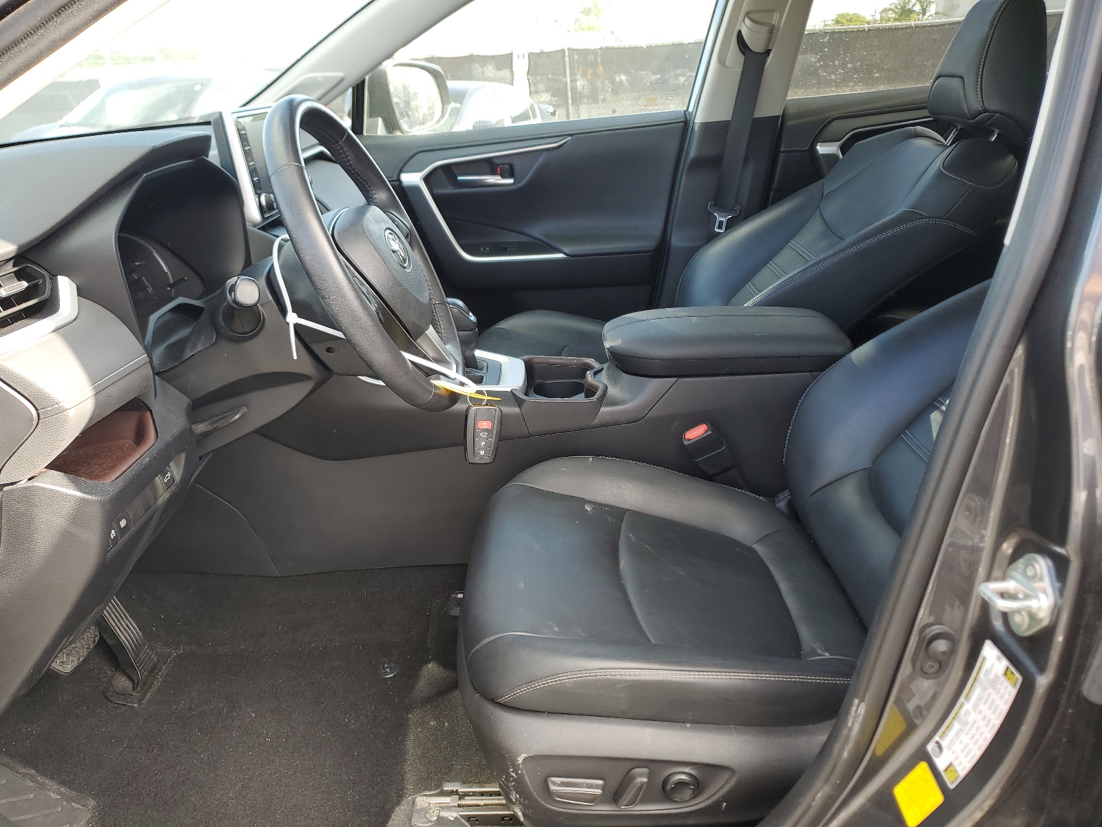 2T3Y1RFV6LC082082 2020 Toyota Rav4 Limited