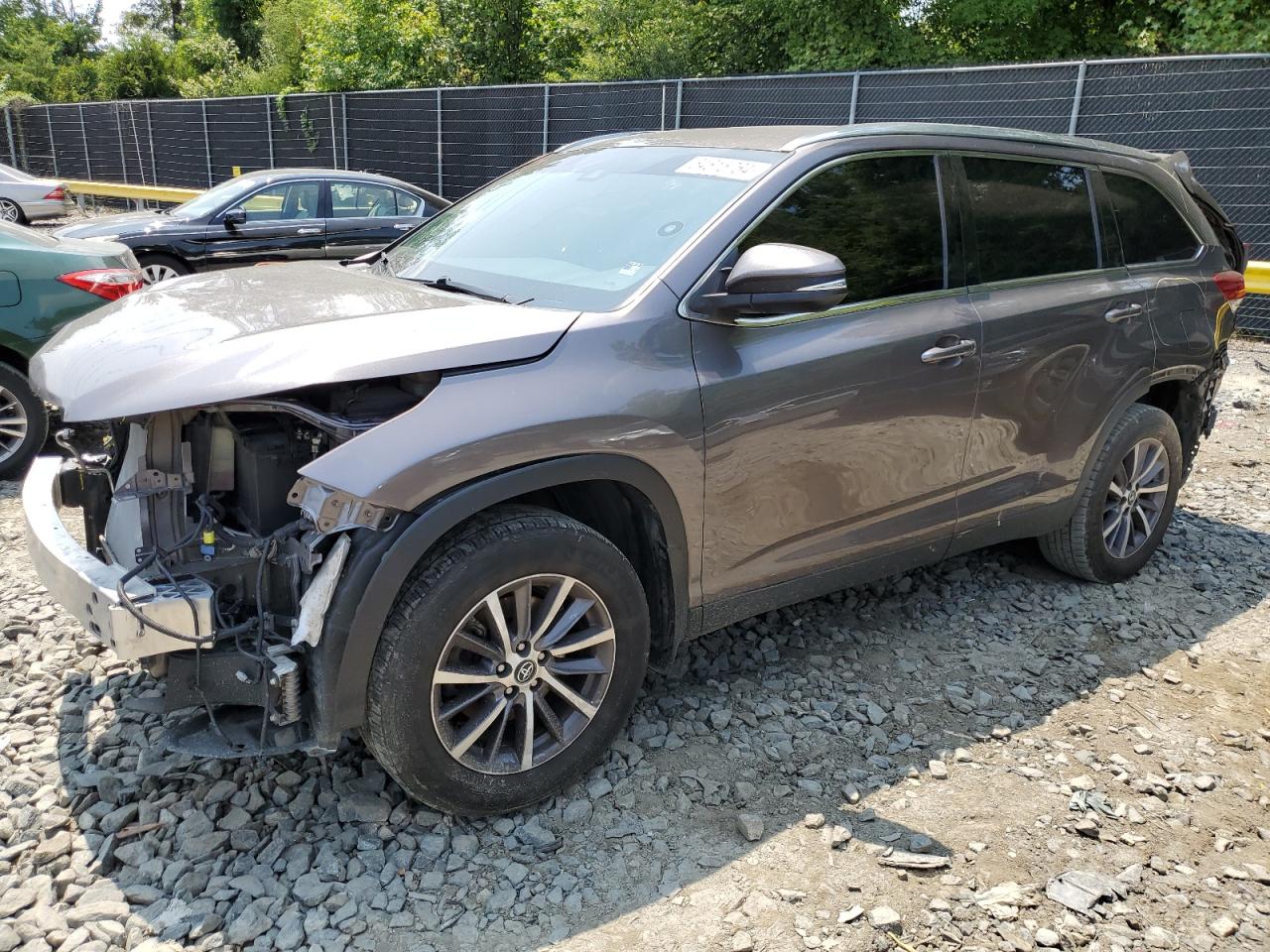 5TDJZRFH7KS581573 2019 TOYOTA HIGHLANDER - Image 1