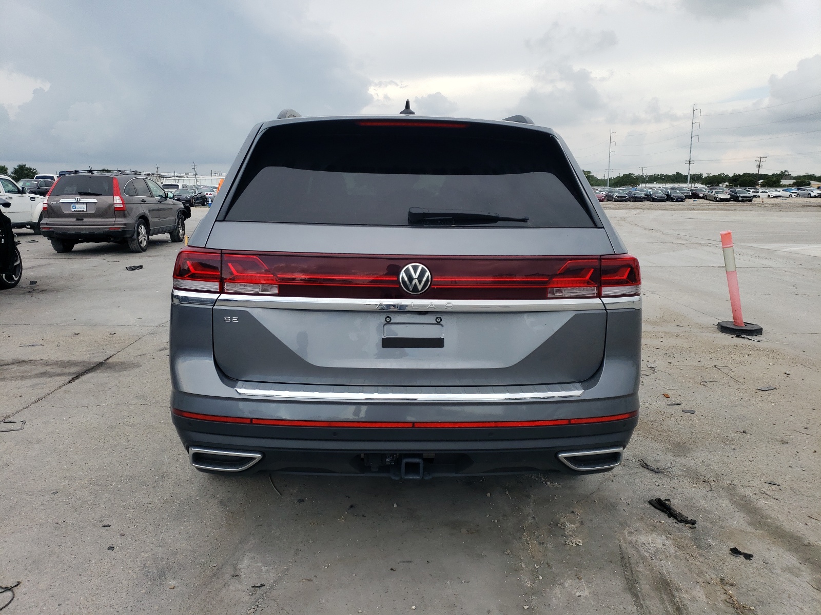 1V2WR2CA0RC572924 2024 Volkswagen Atlas Se