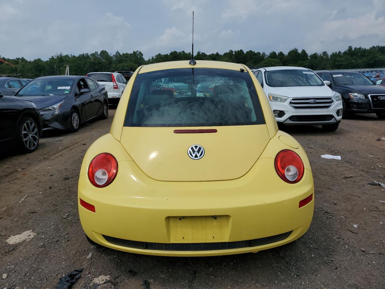 2008 Volkswagen New Beetle S VIN: 3VWRG31C28M517769 Lot: 64427554