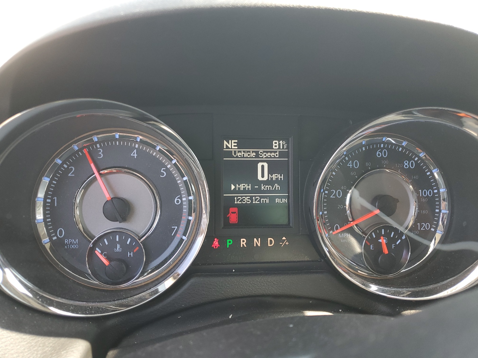 2C4RC1GG6ER201437 2014 Chrysler Town & Country Limited