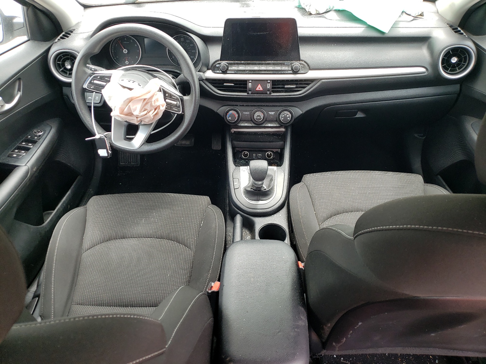 3KPF24AD9ME276722 2021 Kia Forte Fe