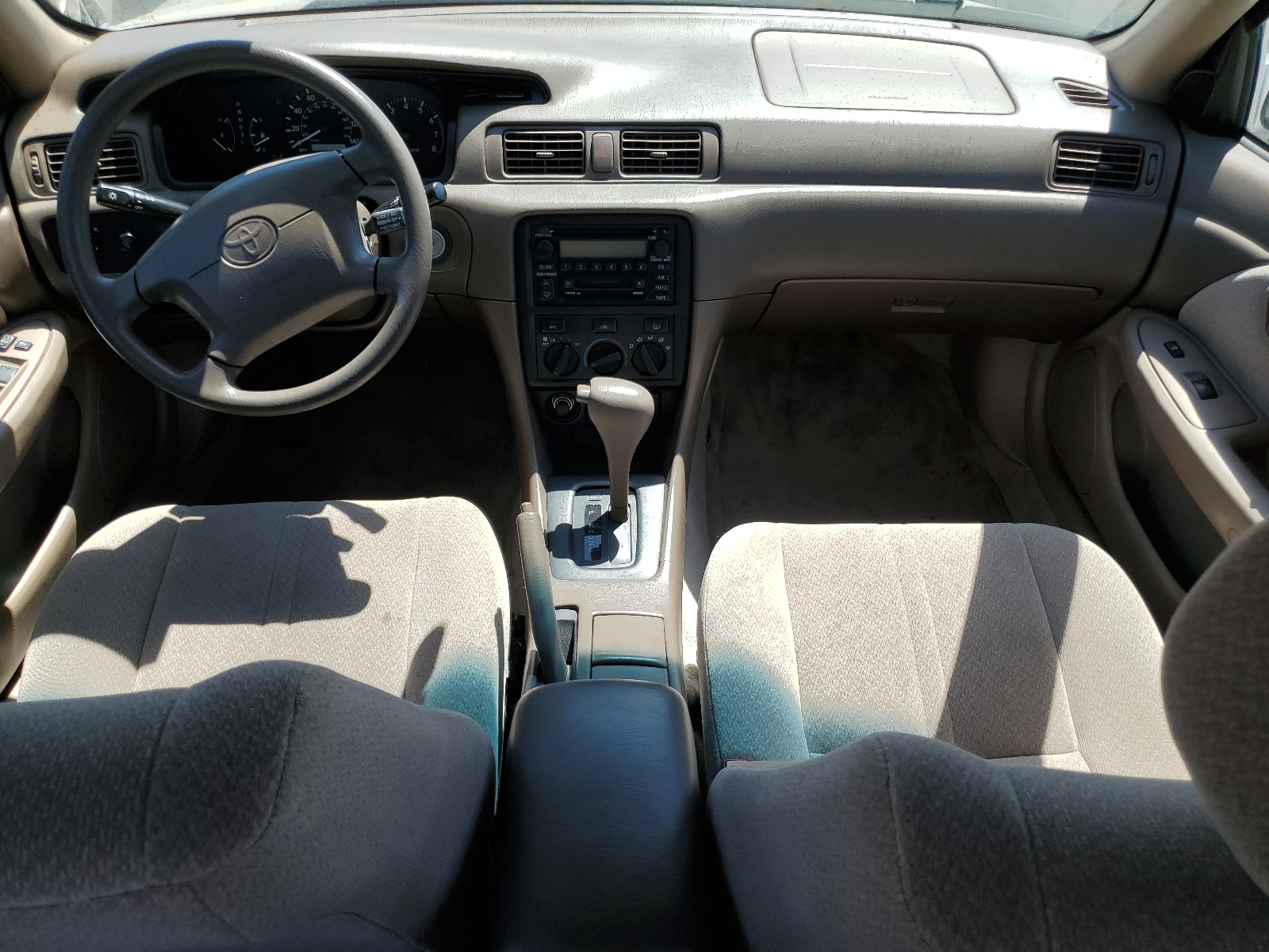 JT2BG22K1Y0530660 2000 Toyota Camry Ce