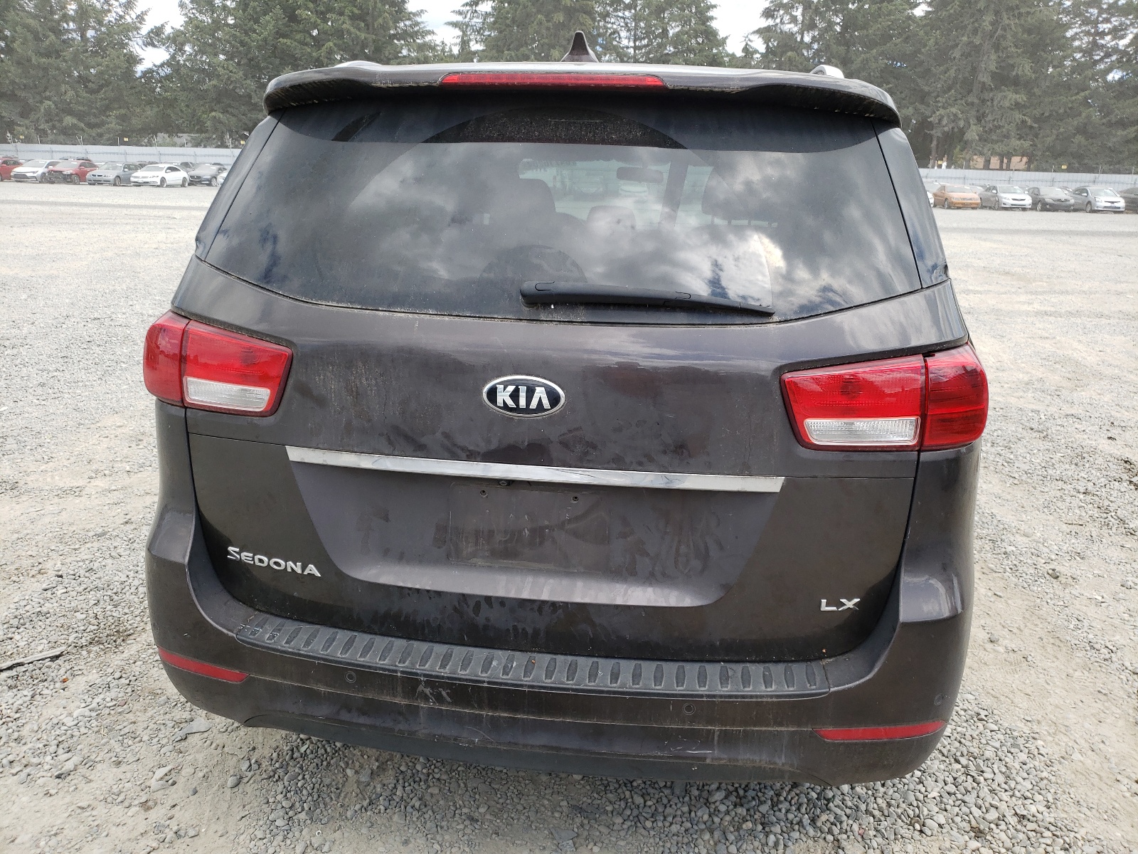 KNDMB5C15F6031358 2015 Kia Sedona Lx