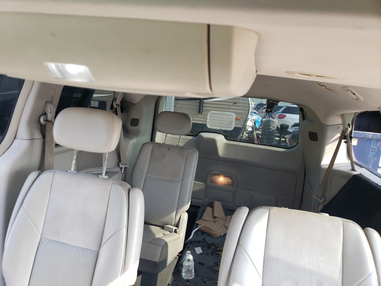 2010 Chrysler Town & Country Limited VIN: 2A4RR7DX4AR392138 Lot: 63902674