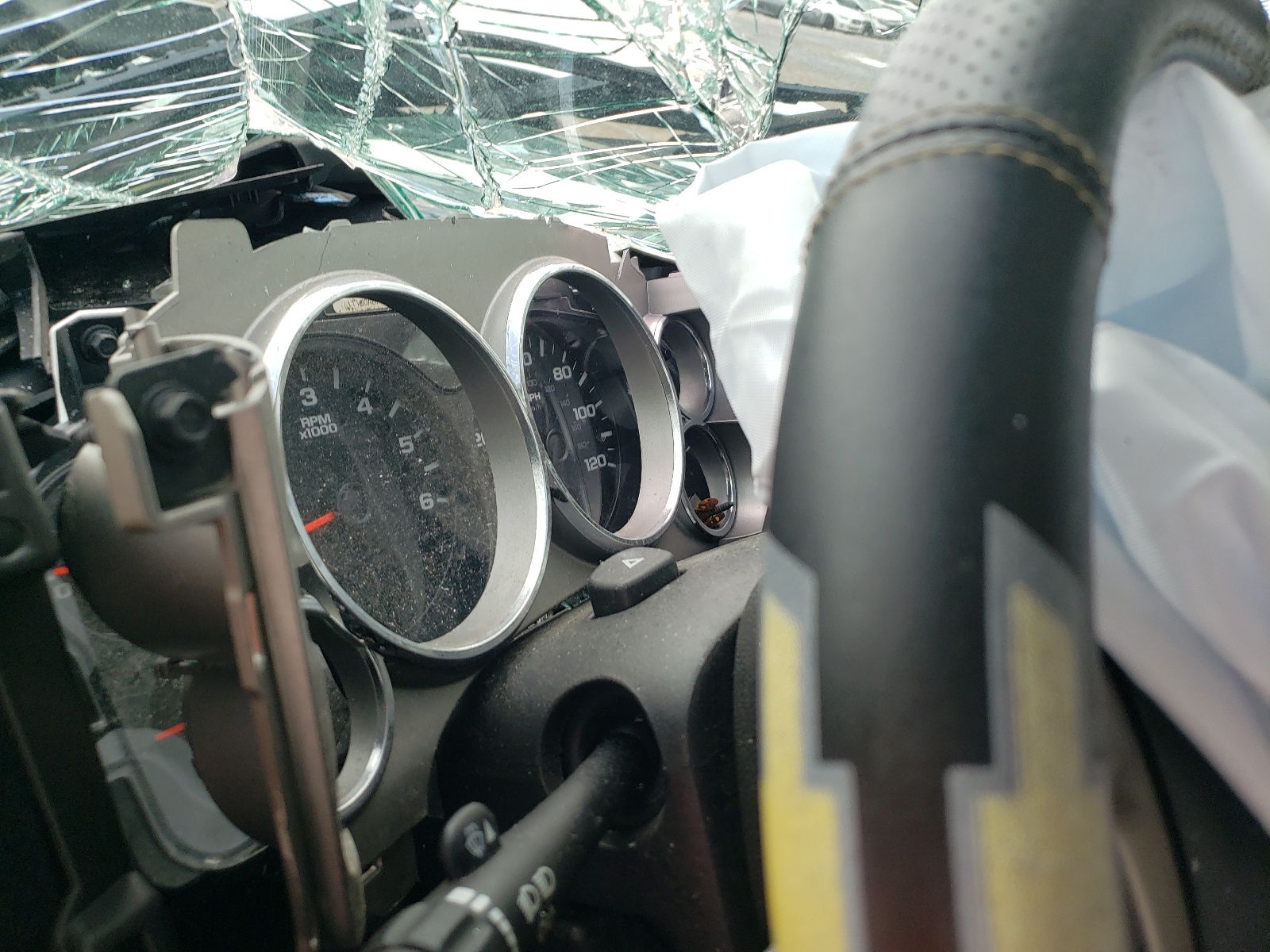 1GCRCSE05CZ287693 2012 Chevrolet Silverado C1500 Lt