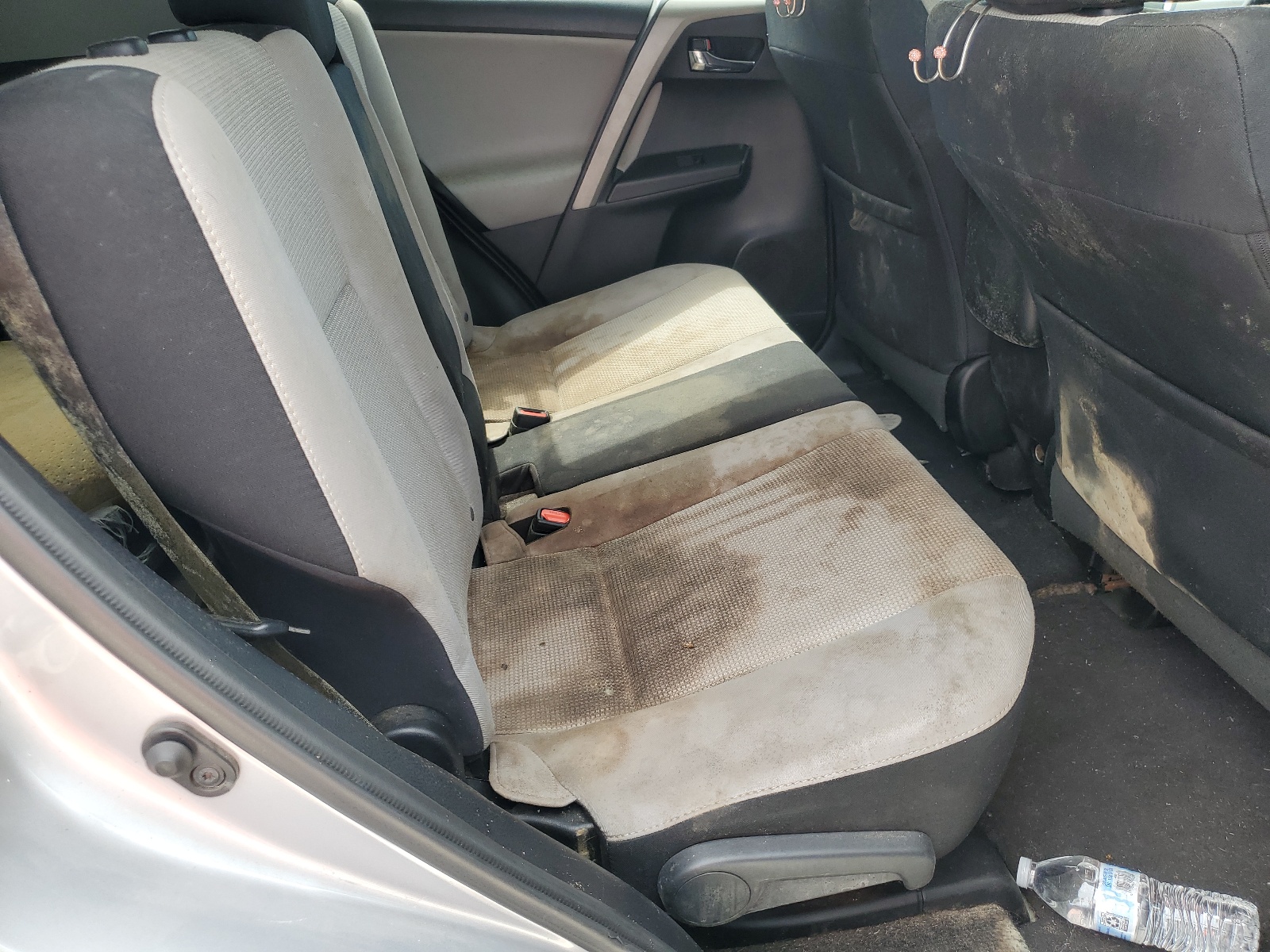 2T3WFREV5HW351026 2017 Toyota Rav4 Xle