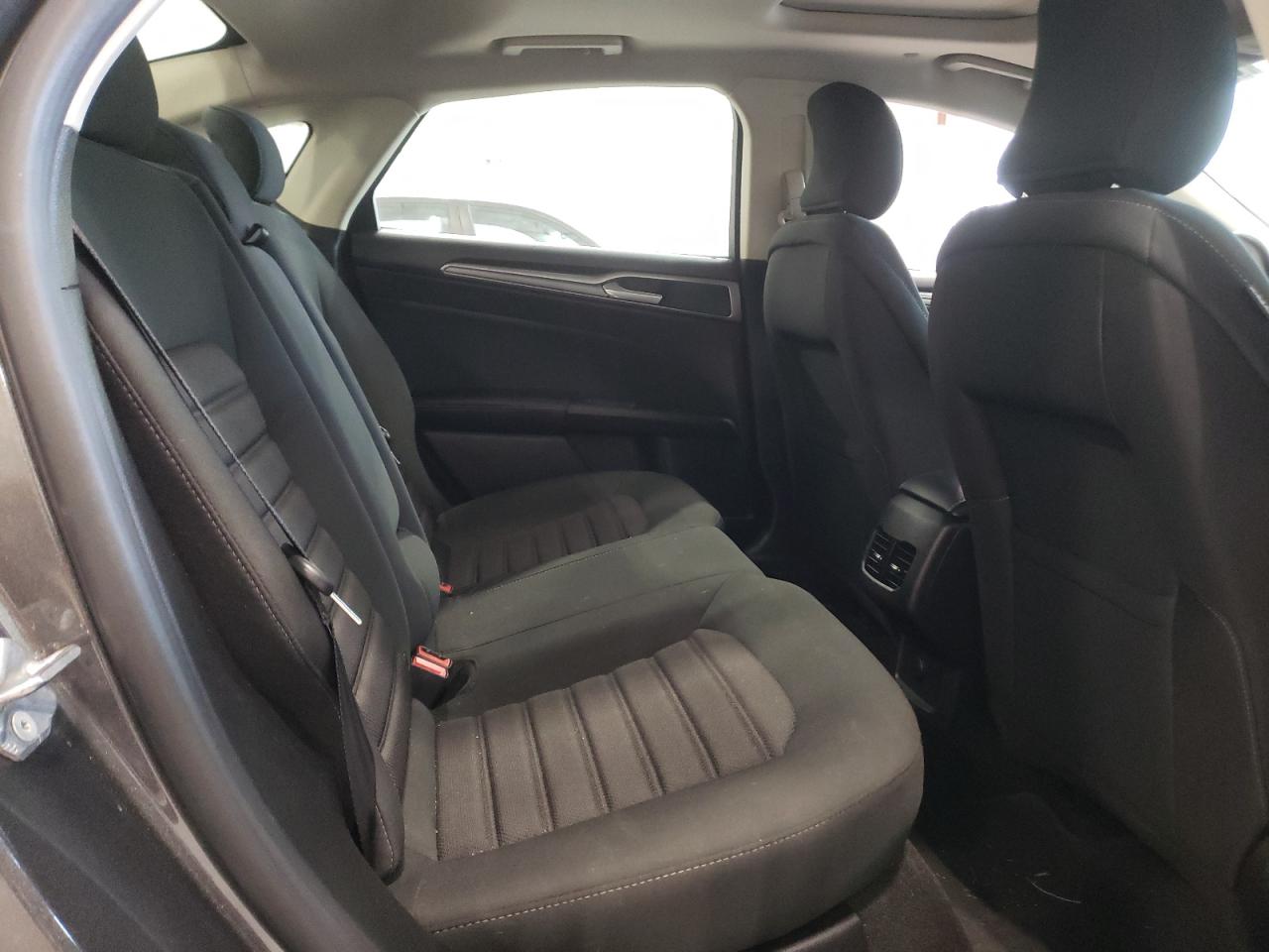 2019 Ford Fusion Se VIN: 3FA6P0LUXKR208383 Lot: 64078584