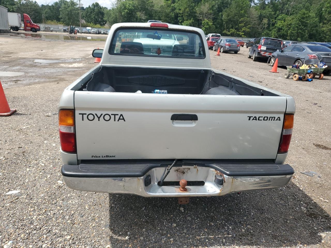 2000 Toyota Tacoma VIN: 4TANL42N8YZ641381 Lot: 61874784