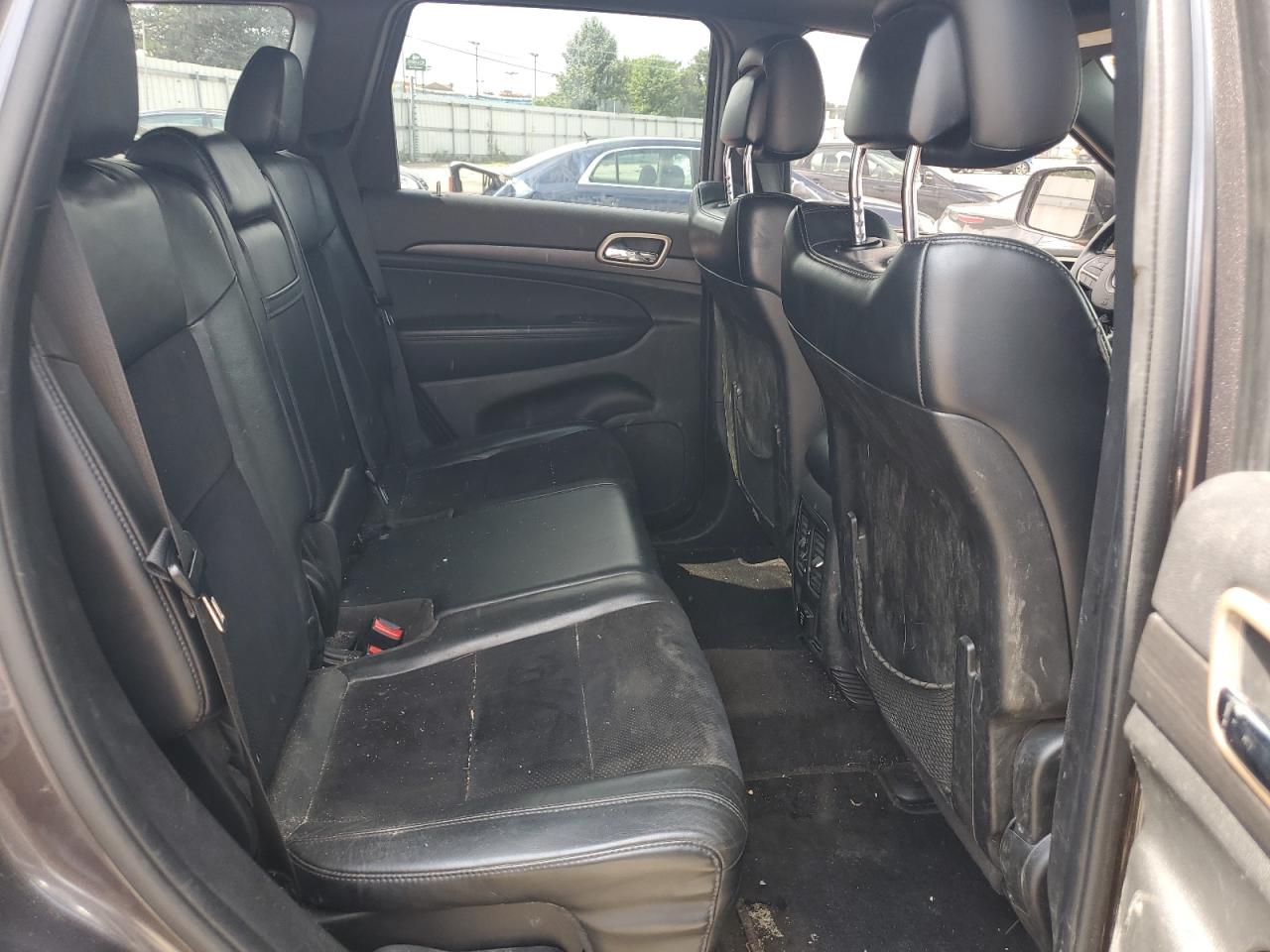 1C4RJFAG8FC747663 2015 Jeep Grand Cherokee Laredo