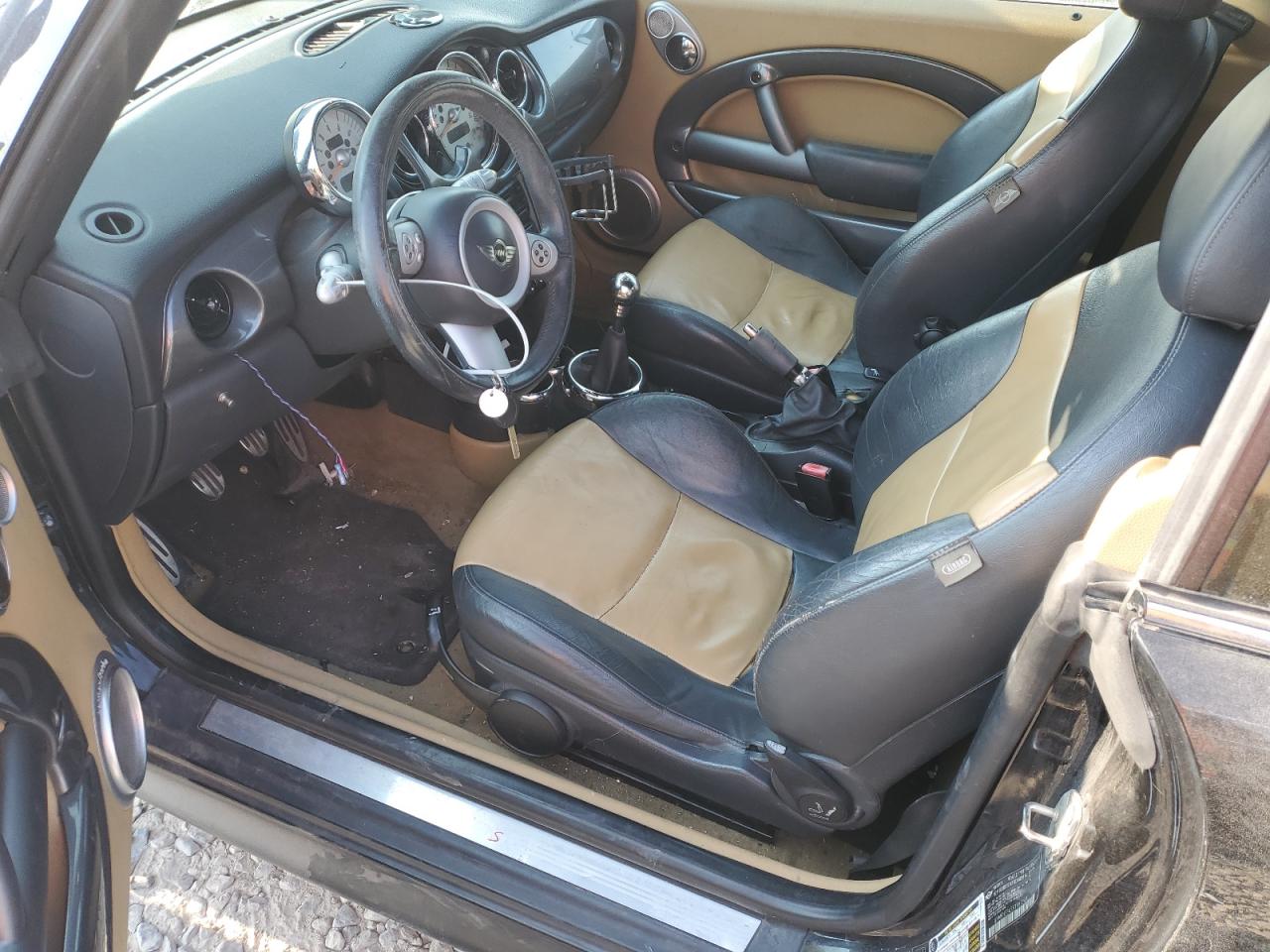 2005 Mini Cooper S VIN: WMWRH33455TF83249 Lot: 64155174