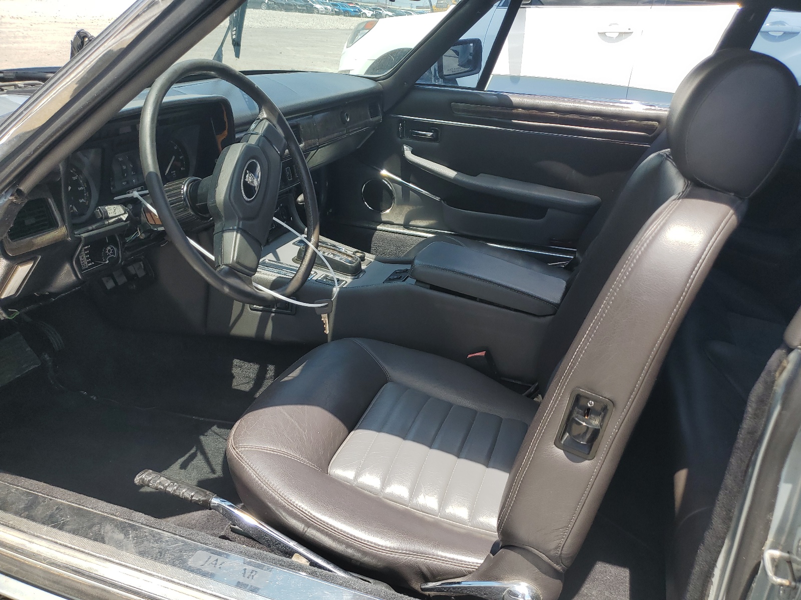 SAJNV5841JC140247 1988 Jaguar Xjs