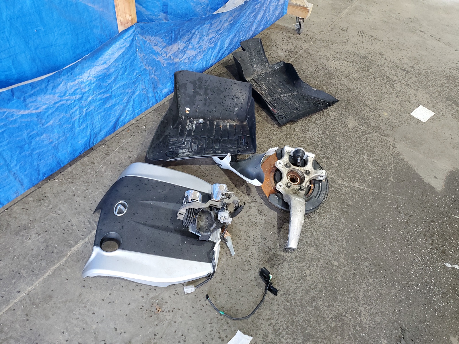 JTHSM5BC4H5002459 2017 Lexus Rc 300