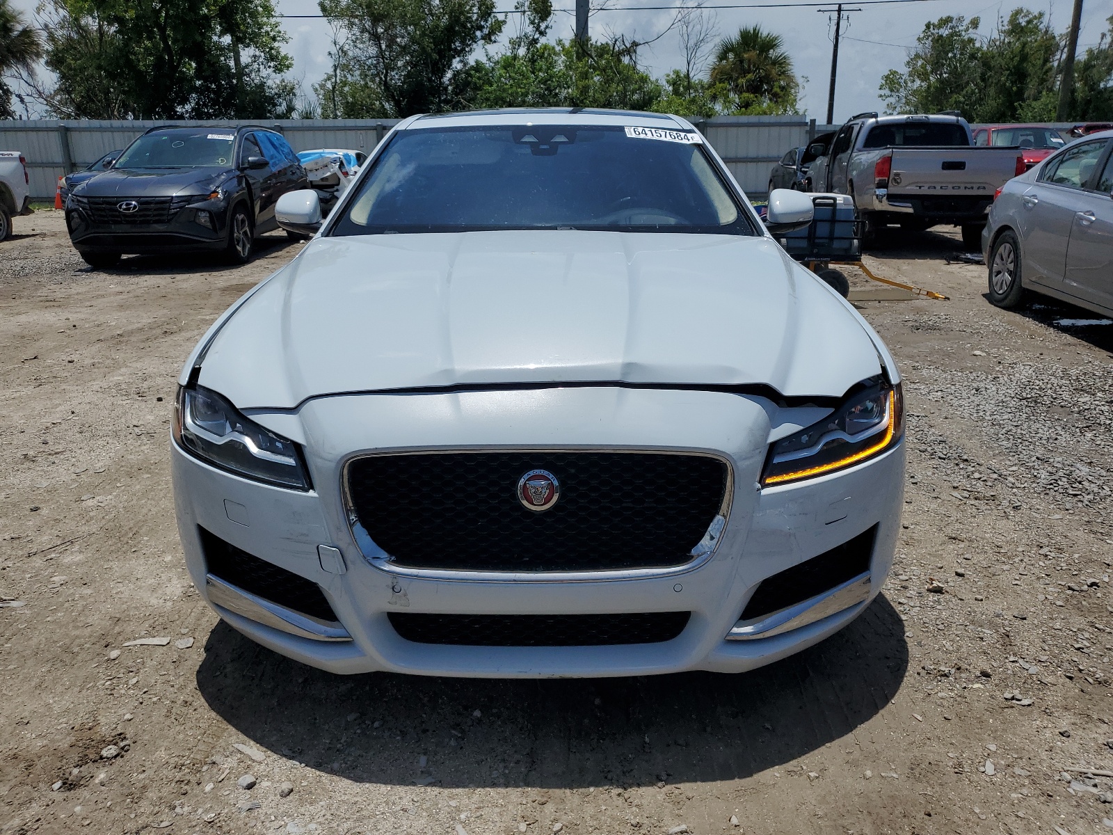 SAJBN4EV9JCY53925 2018 Jaguar Xf Portfolio Le