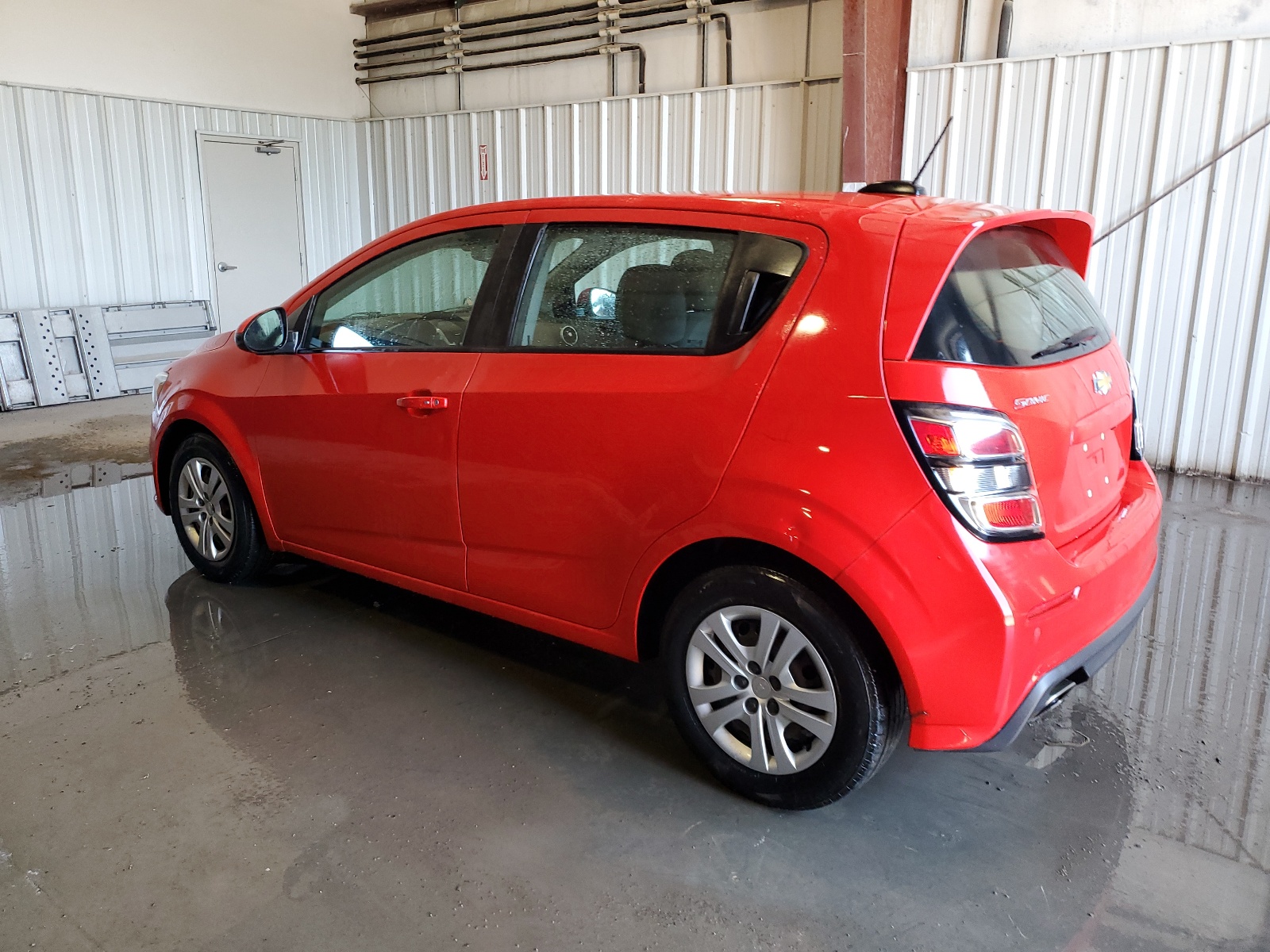 2020 Chevrolet Sonic vin: 1G1JG6SB2L4130725