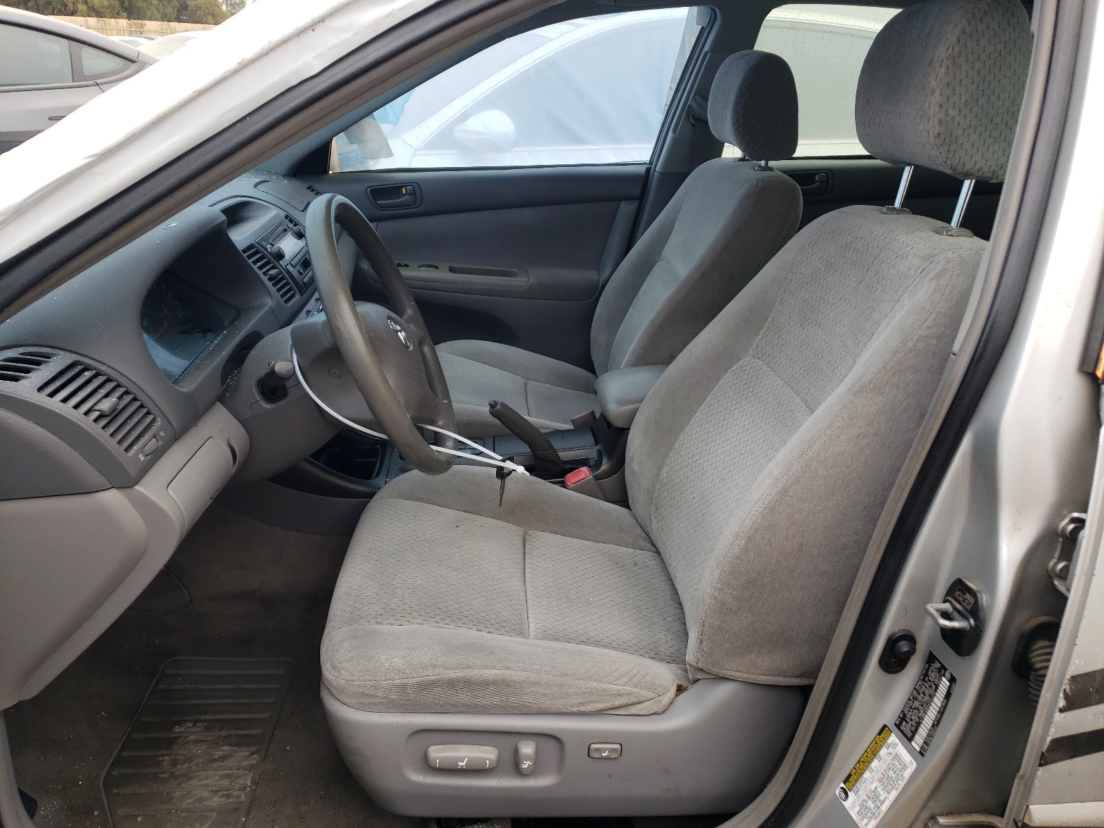 4T1BE32K04U341287 2004 Toyota Camry Le