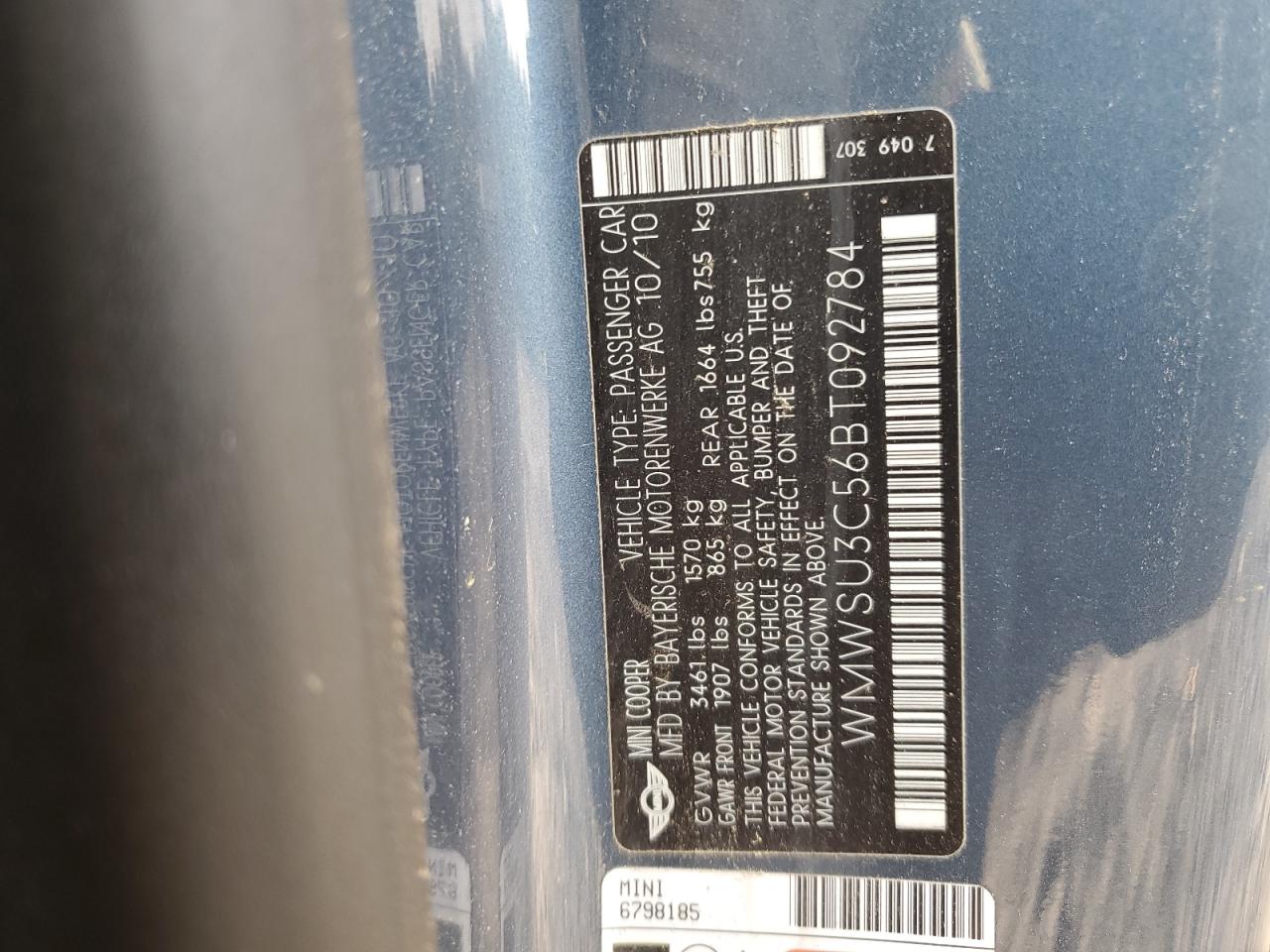 2011 Mini Cooper VIN: WMWSU3C56BT092784 Lot: 64875004