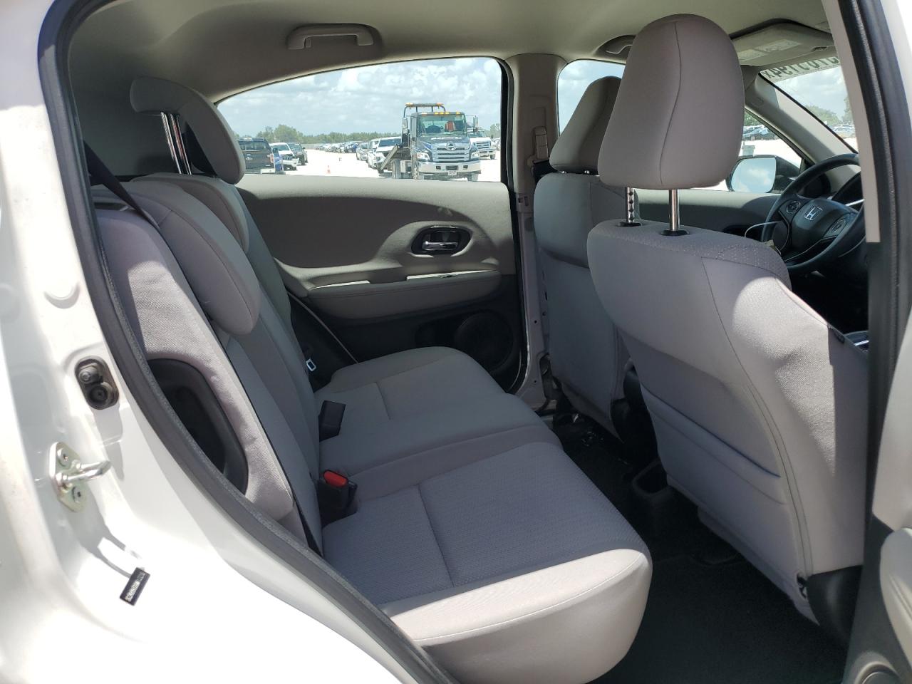 2016 Honda Hr-V Lx VIN: 3CZRU5H32GM713216 Lot: 63706194