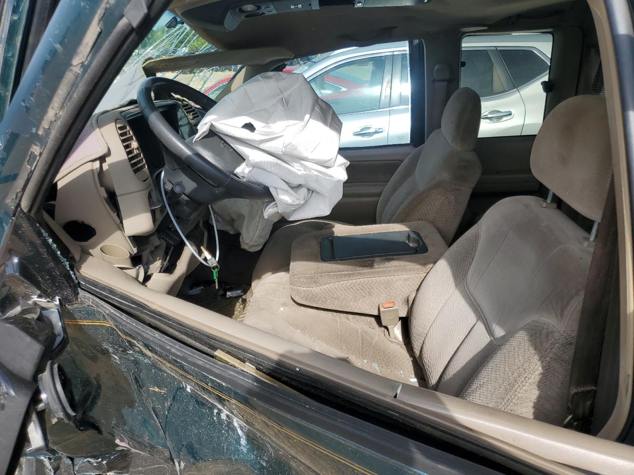 1998 Chevrolet Gmt-400 K1500 VIN: 1GCEK19R5WR115186 Lot: 64966314