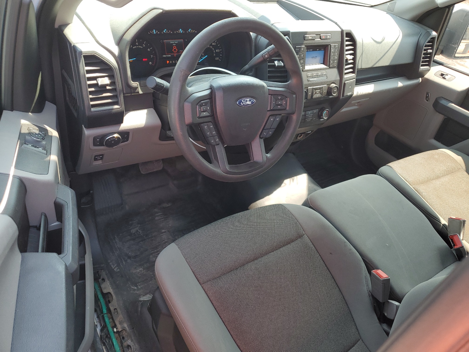 1FTMF1CB3KKC00719 2019 Ford F150